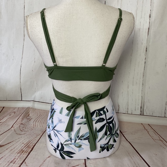 Bikini swimsuit - Picture 3 of 8